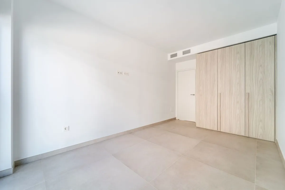 33251f80-093e-4915-8167-04853d9e6a58