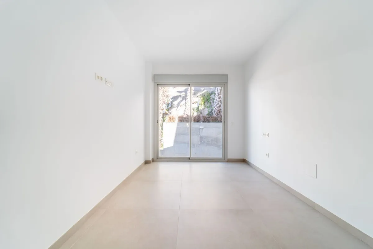 edaa4101-8513-48c4-bab4-a50e3f6eb684