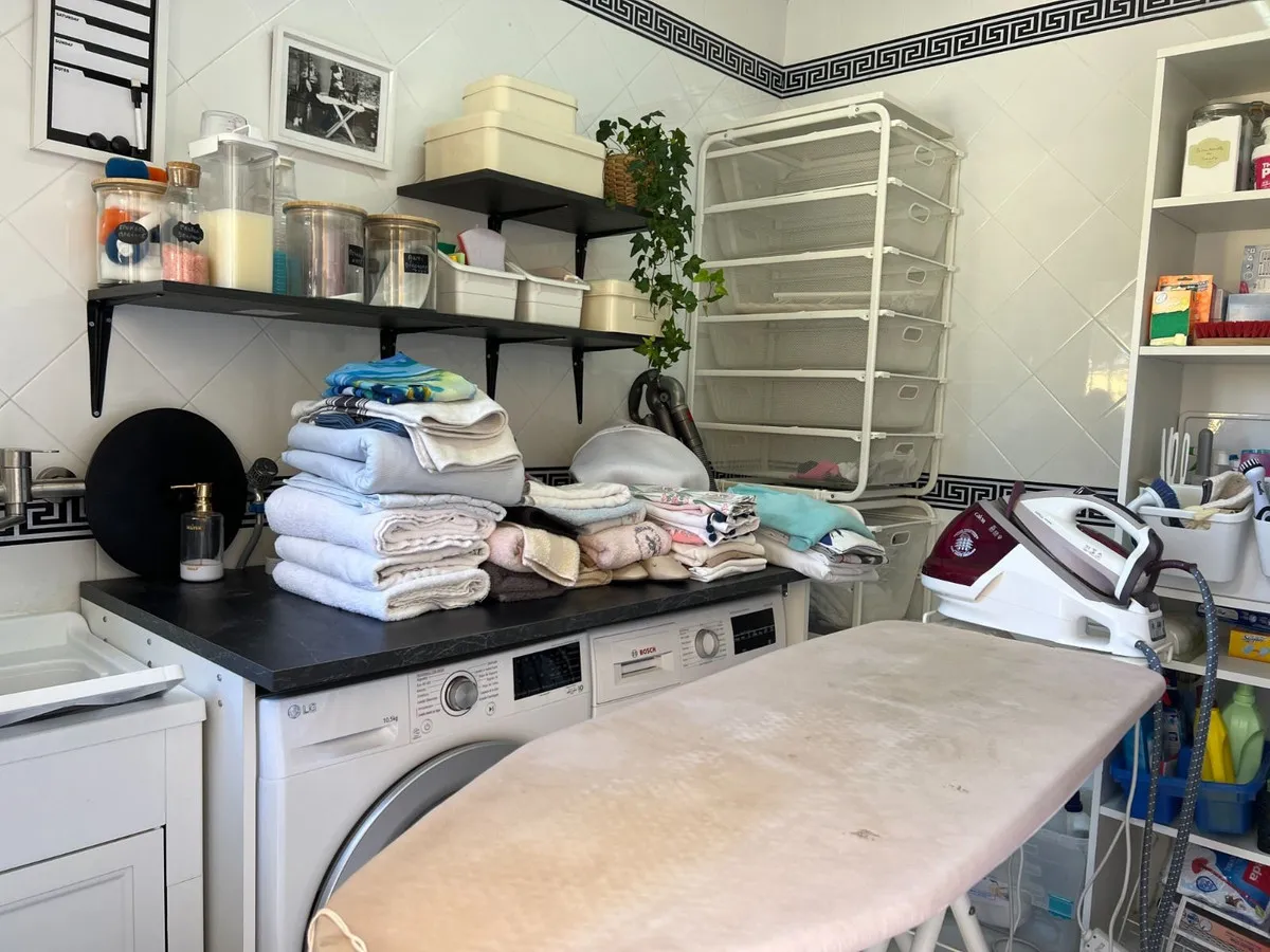 8c054200-ecfd-4c31-9598-8639b42966ce