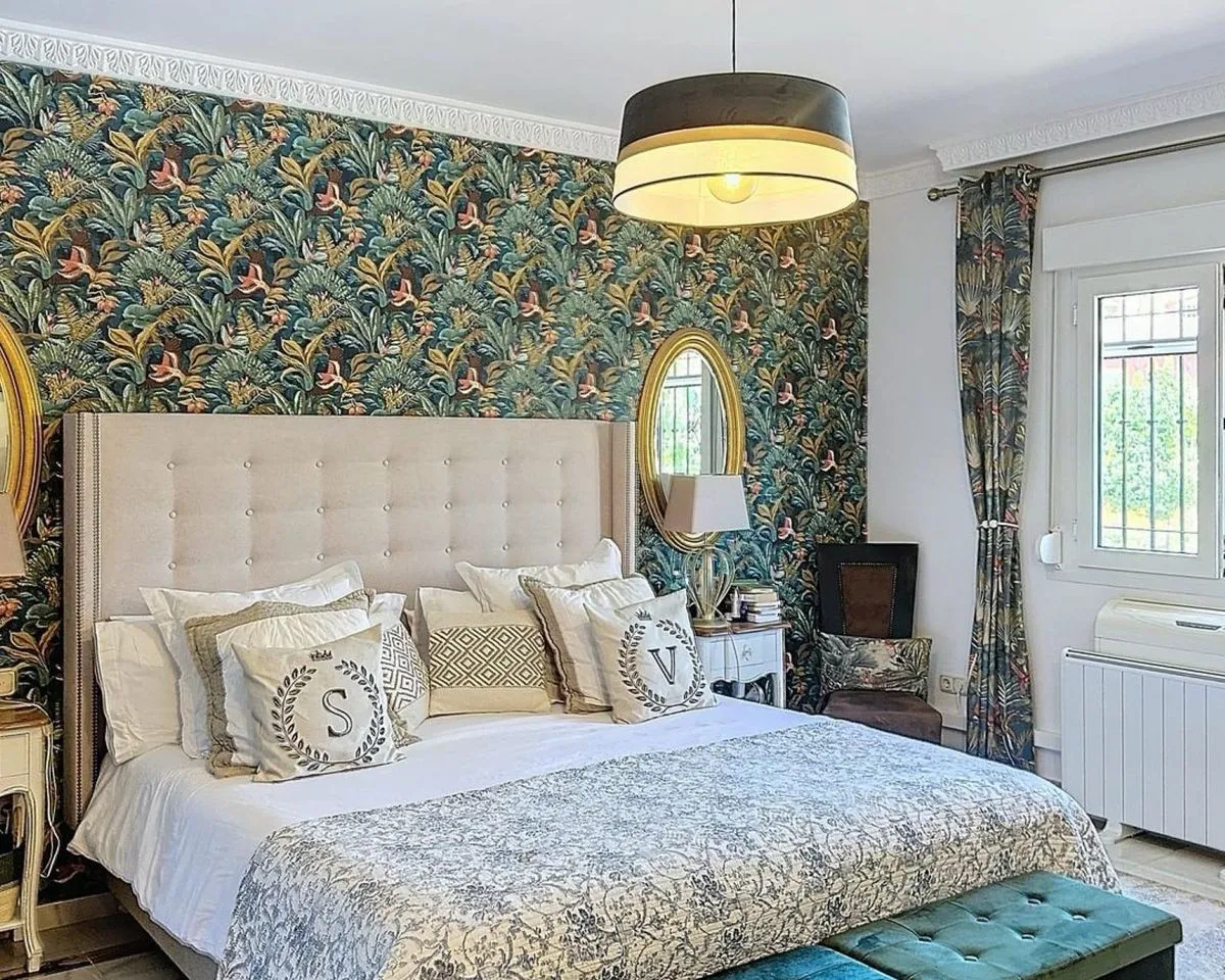 dbe64053-3dce-4231-8158-68fcd4189f97