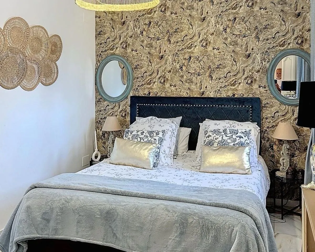 e7d17138-73ff-4c54-8dda-329f5d17ebda