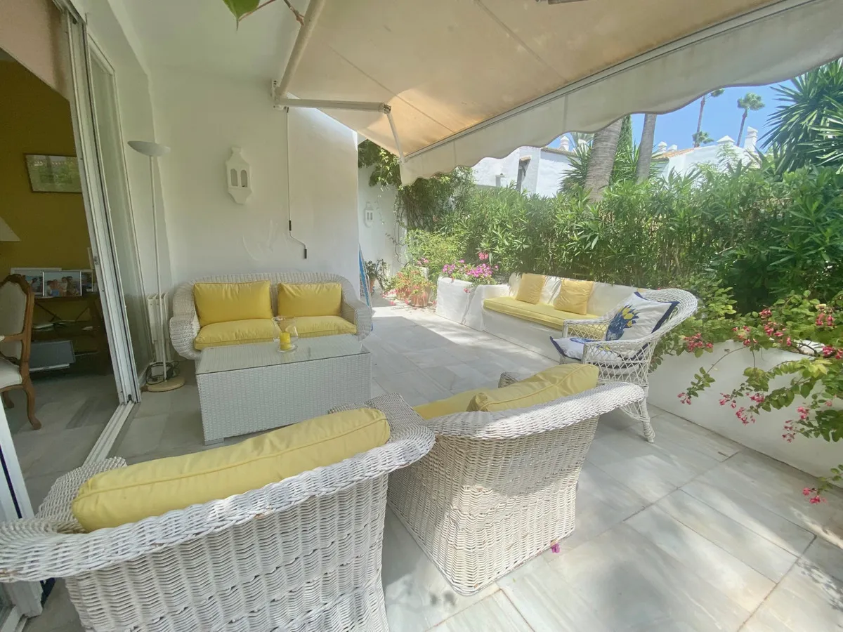 40eef3ee-7ba0-479a-b739-84ce9032fcdf