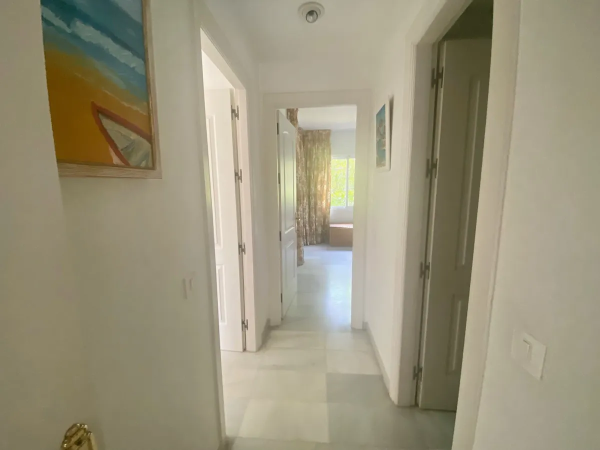 d0862849-e906-49f7-810b-f320582bd1bb