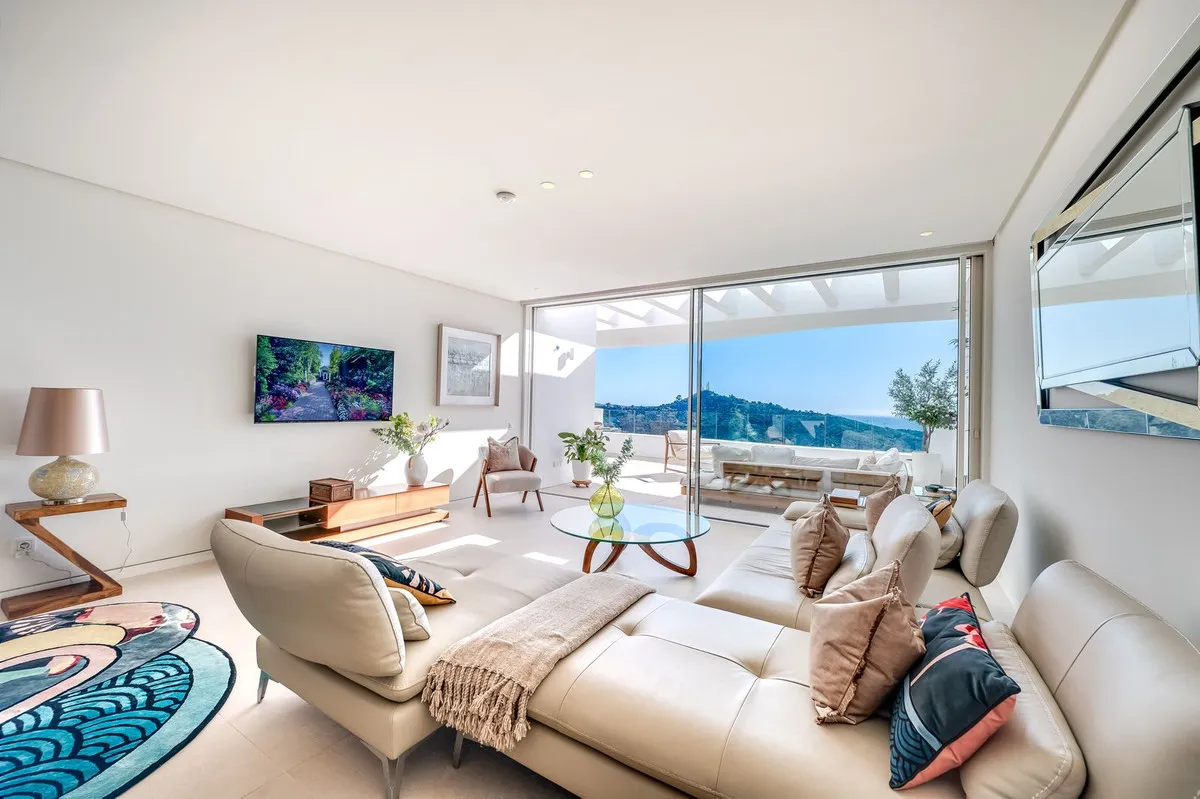 02453915-22b0-49bf-a718-1cc6ca5d8902