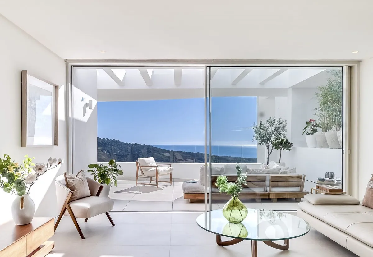 3323619a-f3f7-4990-925d-0a155c4464e5