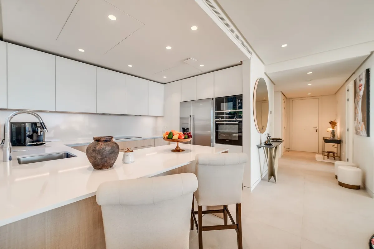 42c9a87a-be18-432f-b67d-7c61cd793d8c