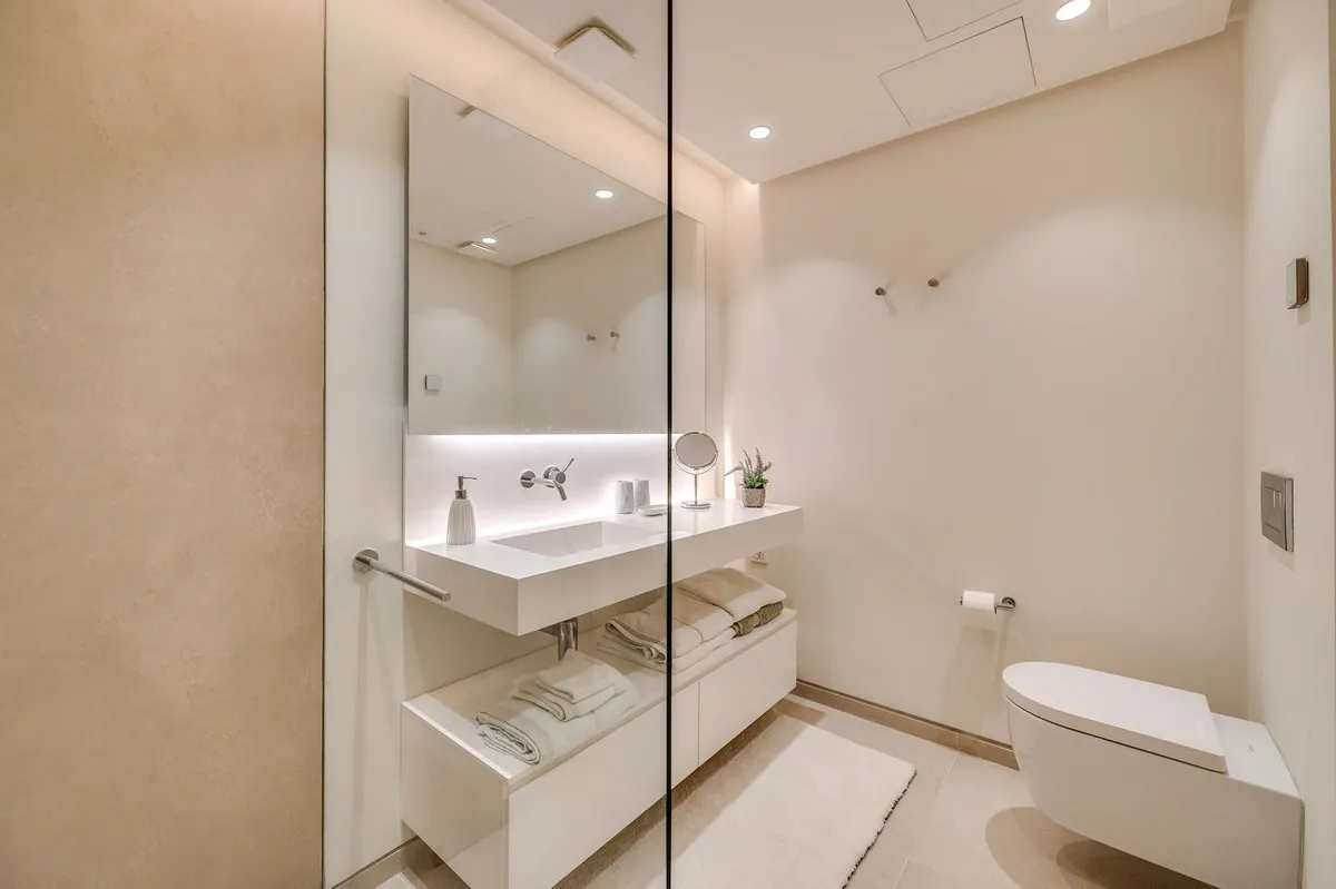 6838a957-0557-4813-a2a6-404c85378d5f