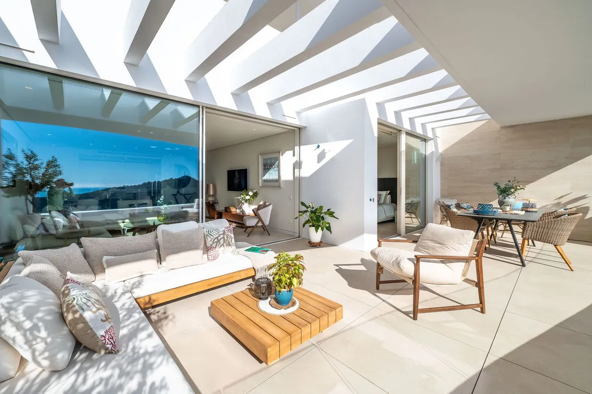 ad6ab4a9-641b-4574-87d8-35071b908245