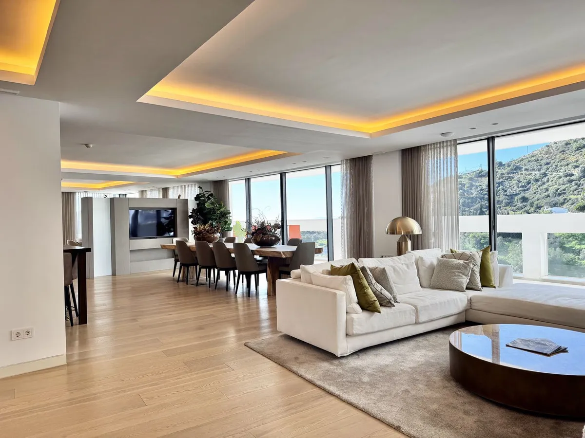 d7b59e20-bc9e-4625-a6f4-67e1a818c5d9