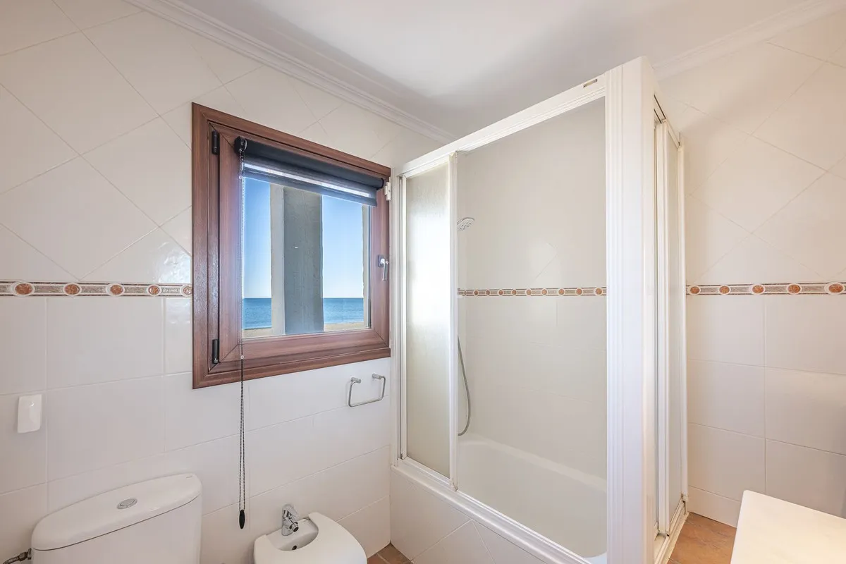 1c8c9b35-abaf-4f34-a7cf-2d28c065c07f