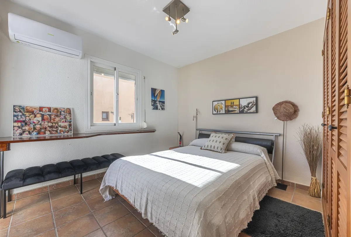 2cfe0b55-76bc-4768-b2ea-e505f35a5c5d