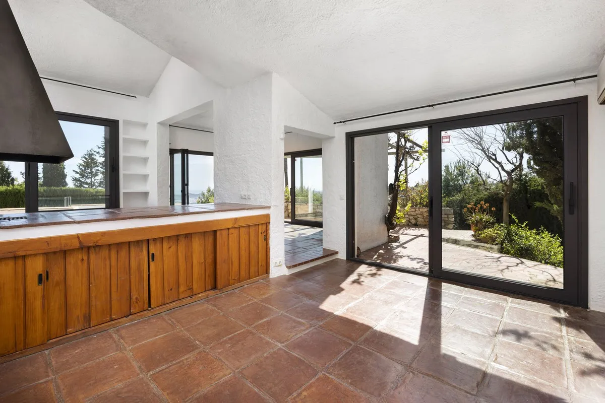 4d114751-ec3b-4979-9cd5-074974ae8879