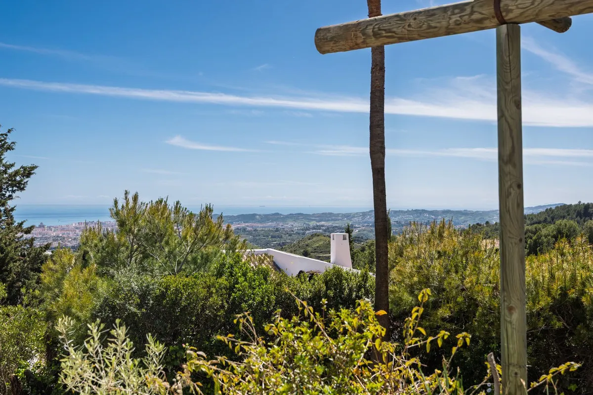 7c80e583-8293-474a-9e12-8265856fc801