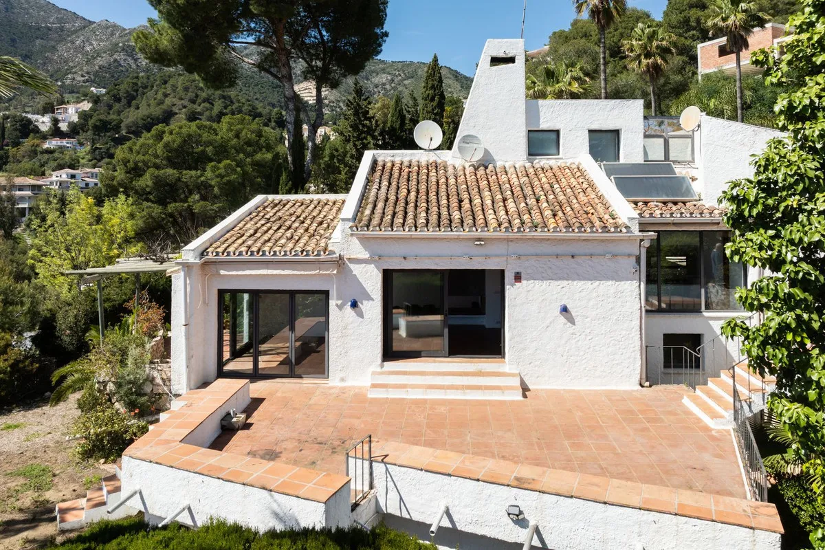 85f37d82-3754-4600-b804-1449a9c14f76