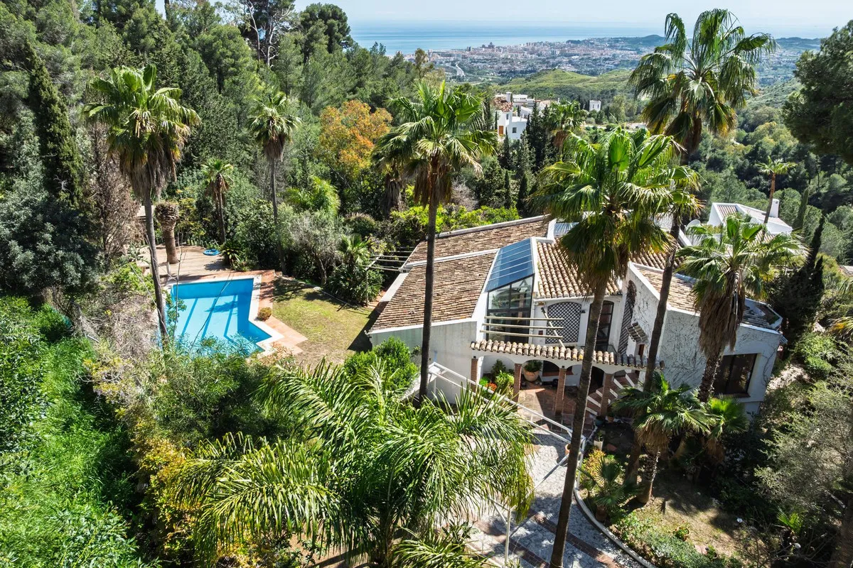 cccdfbfc-edca-4a10-bd7c-d142592b63f1