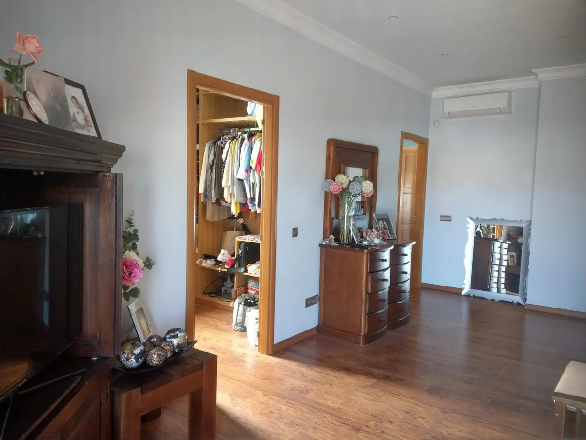 32d22afe-e4df-4b4e-8757-7d213dd9abb5