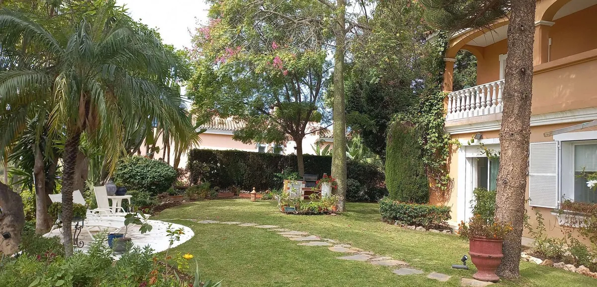 0660c83d-57de-473d-bcb1-db5eec25b50e