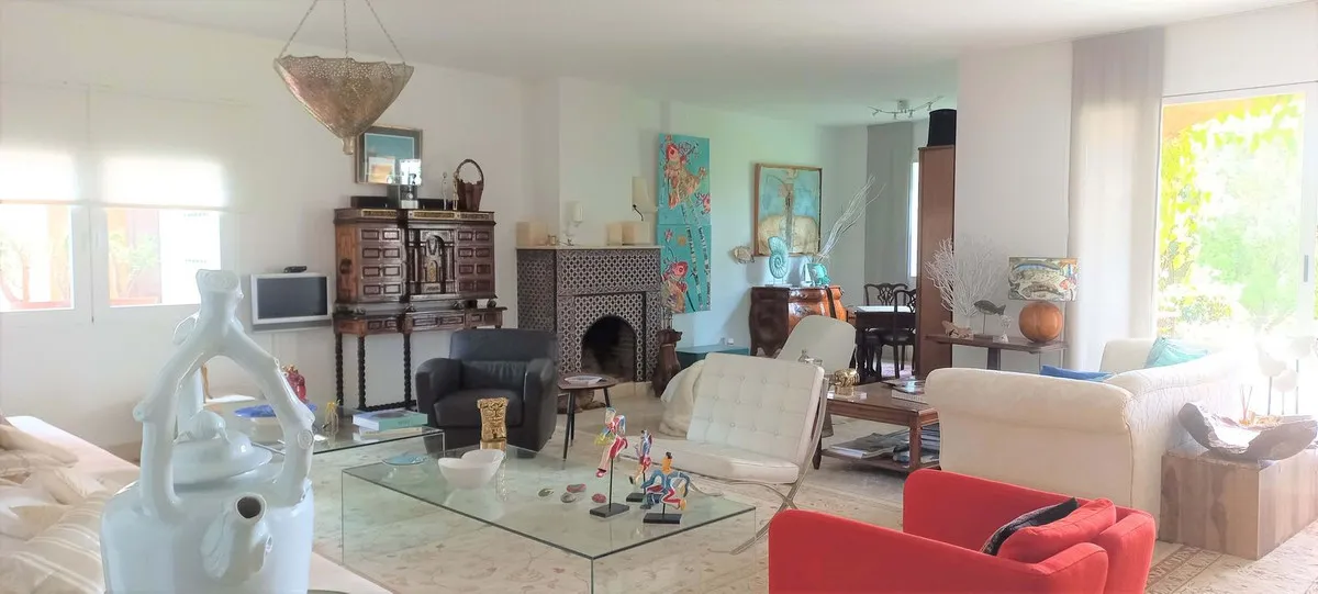 0f7583f5-fd43-4b49-9cb3-42a8dafbfa7b