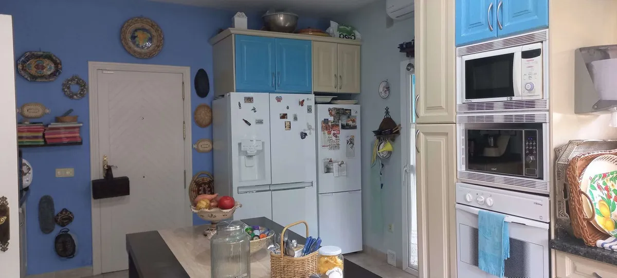 1fbb23c2-a568-467c-9e6e-42ae30748ca2