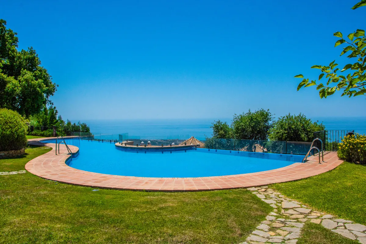 603d38f4-6c98-4bf3-a8f8-a34022350f75