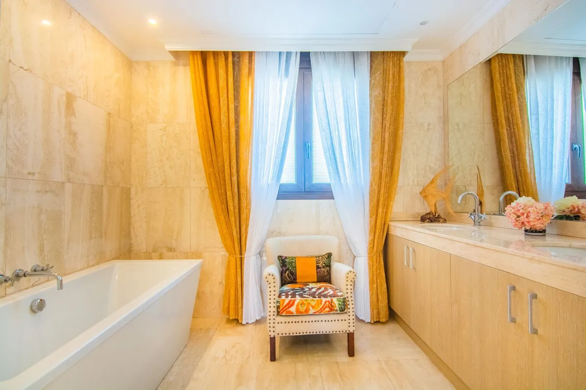 6ef6fbaf-a6fe-4aee-a045-6eed47ad6887