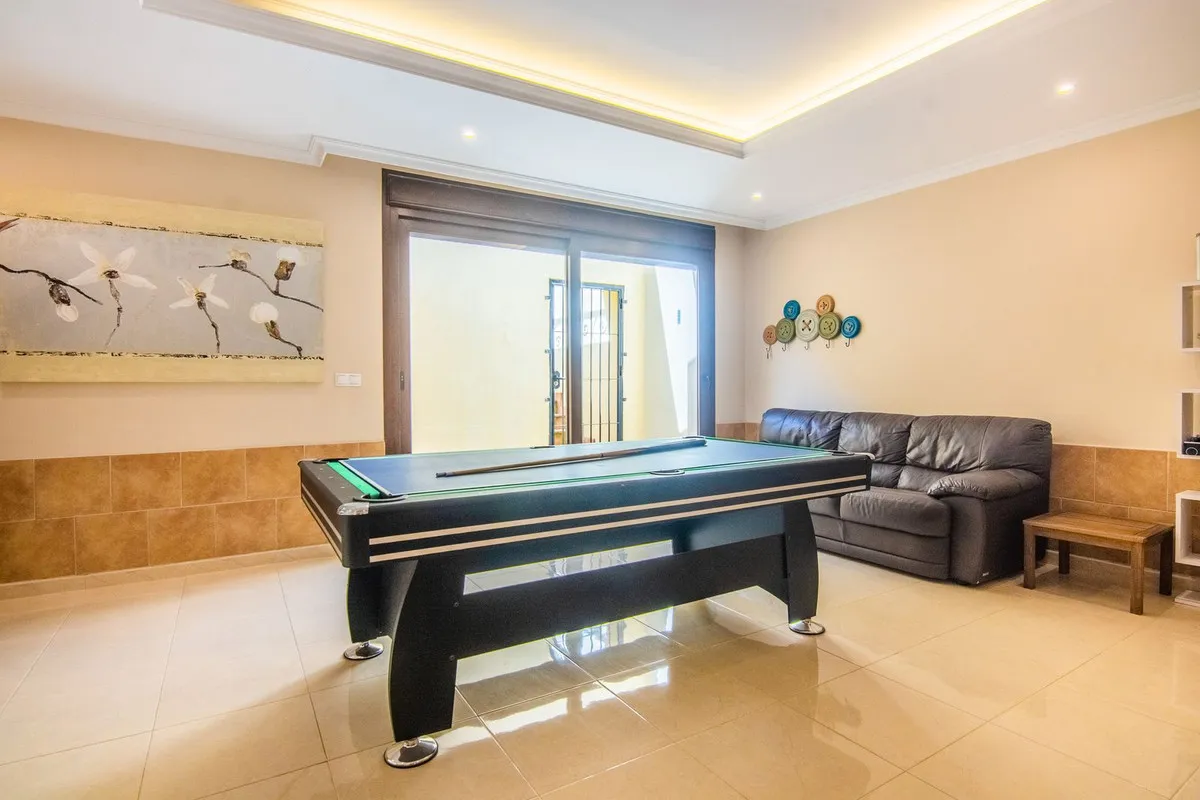 dcbad298-075f-4e51-9737-3a740dc6e8d8