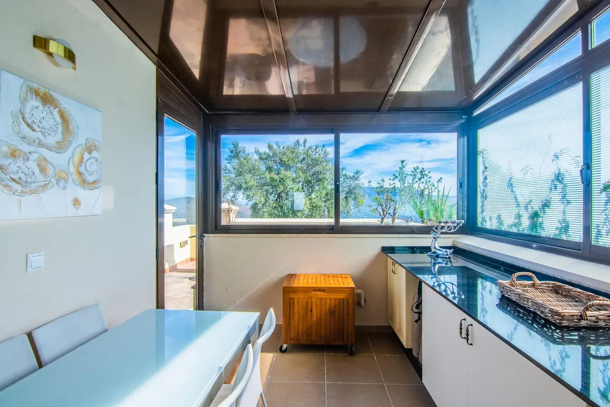 f7abd721-ea93-4808-9621-988ed6eaa639