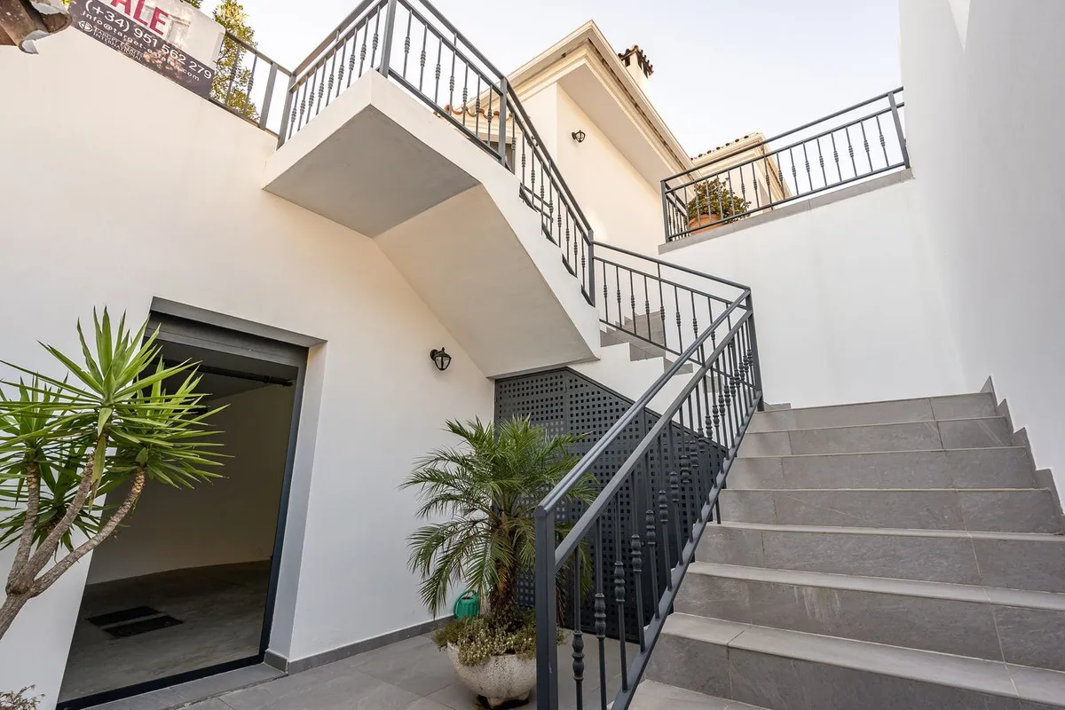 0ebf4c62-0d6c-4d87-891d-738a3e99734c