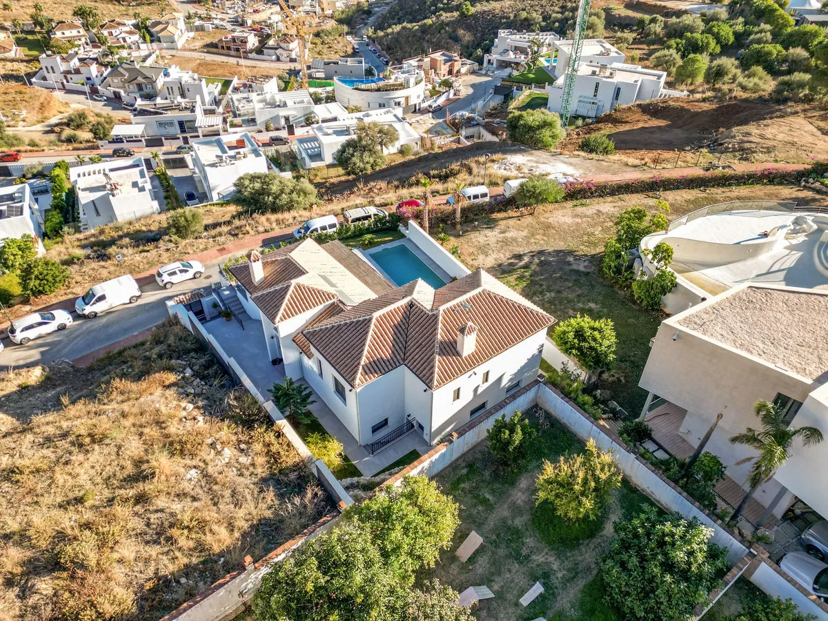 30caec92-c985-4c22-a11f-f02ee68e1e48