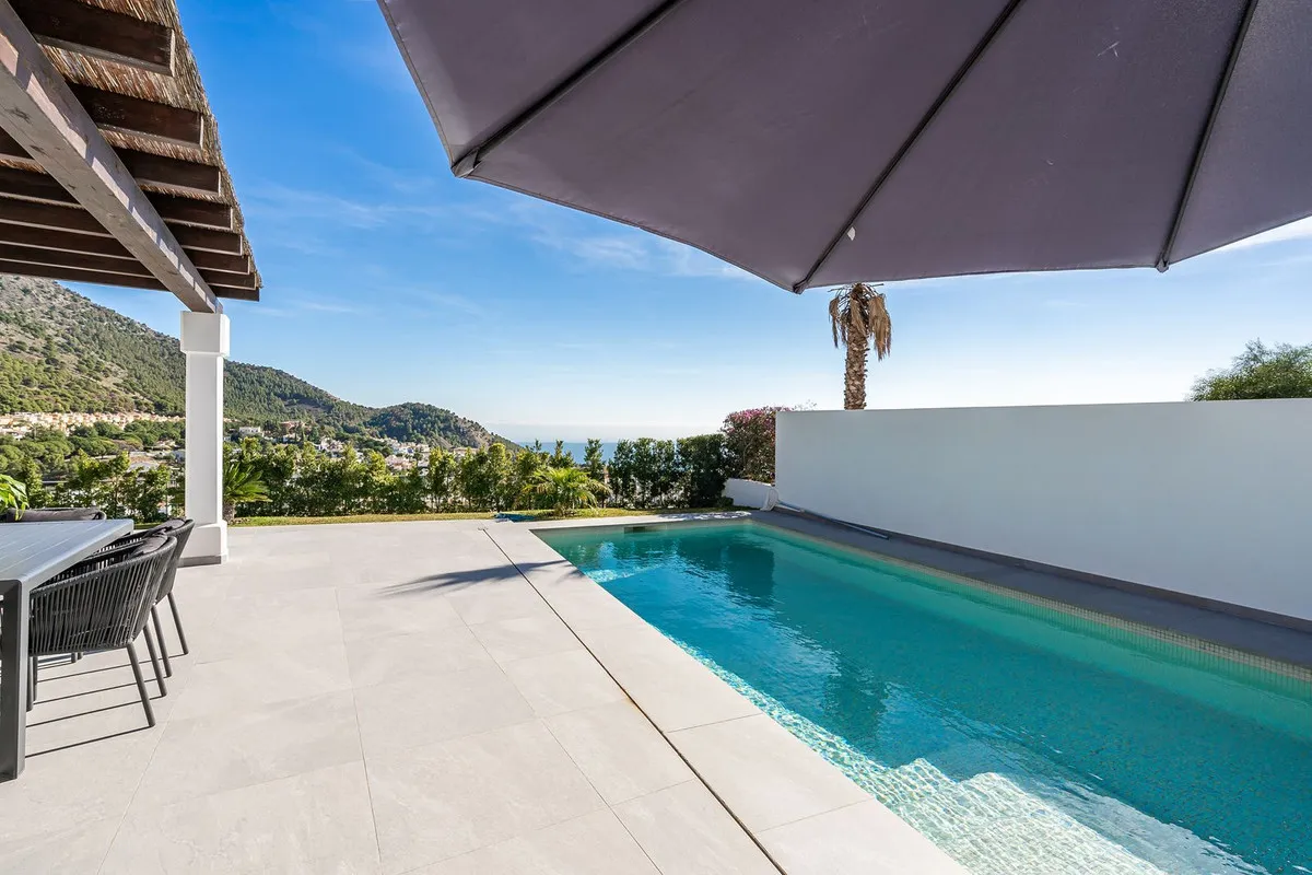 451dffe5-fffa-4eba-81b2-5bd847645e20