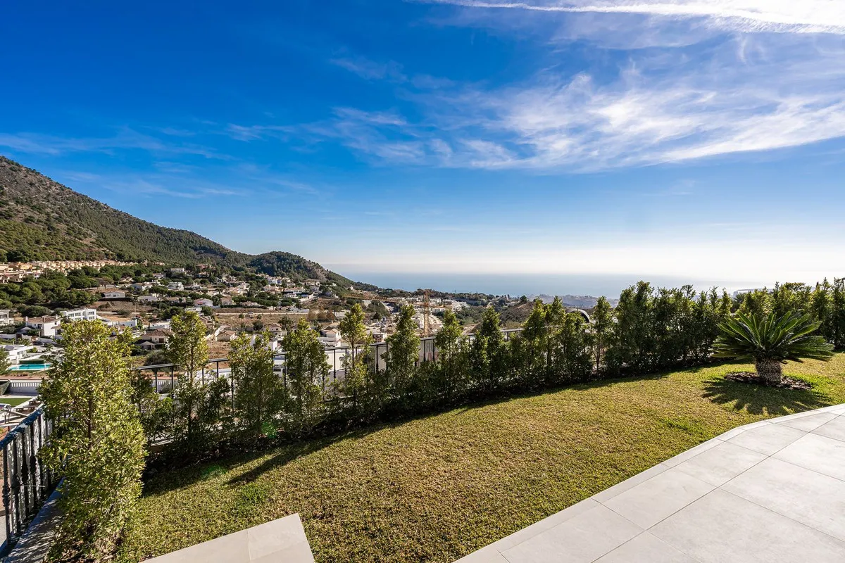 4602eb57-653d-4583-9f9b-b41af4d81125