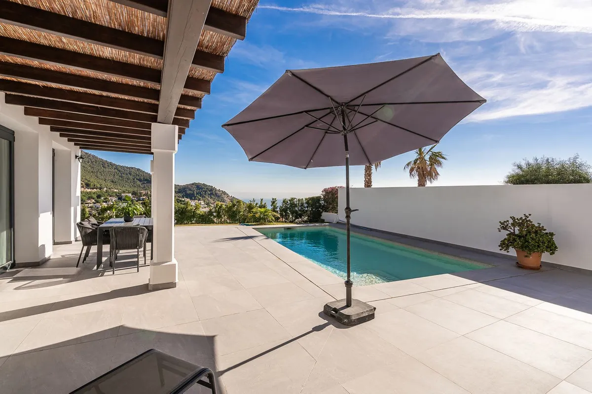 5d463733-9111-4aea-a733-f668ed1ea43f