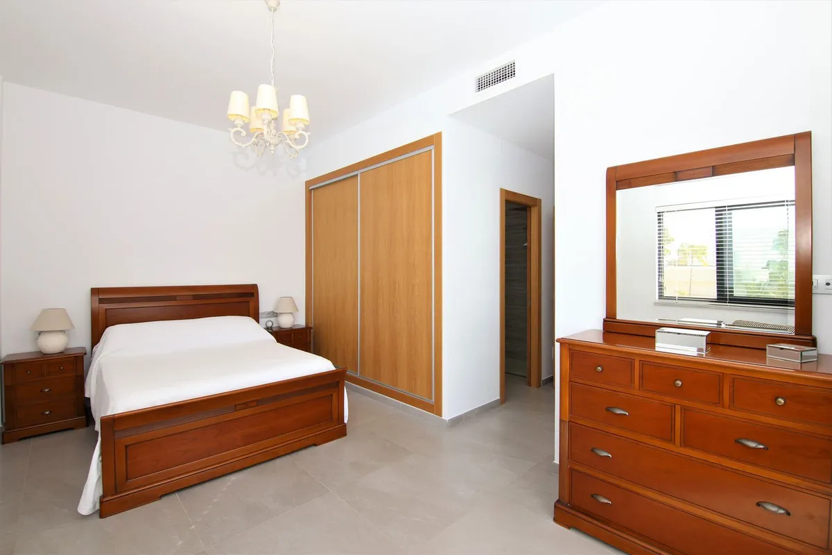 678e2978-f683-4891-b3c7-ddf4f73fcf36