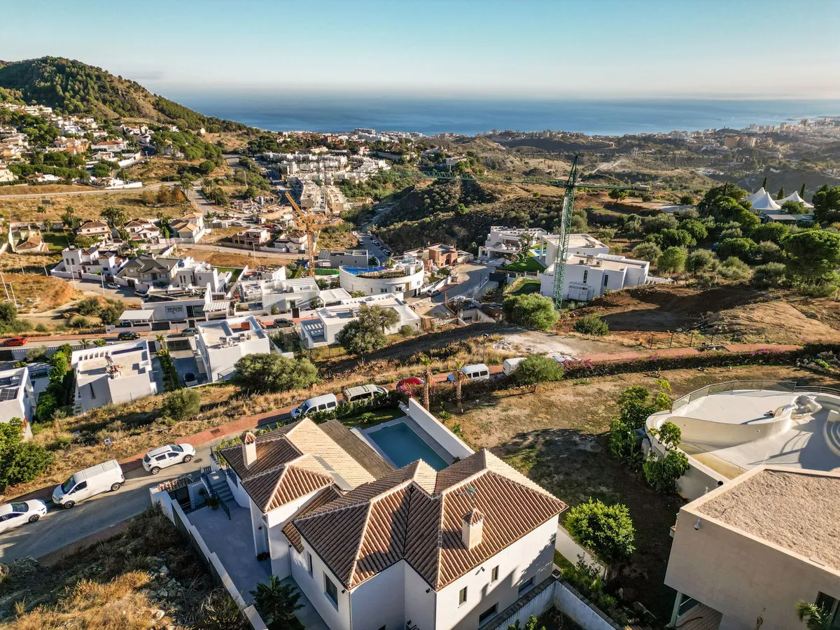 7da540e1-fdfb-4897-94d5-72bf59b03686