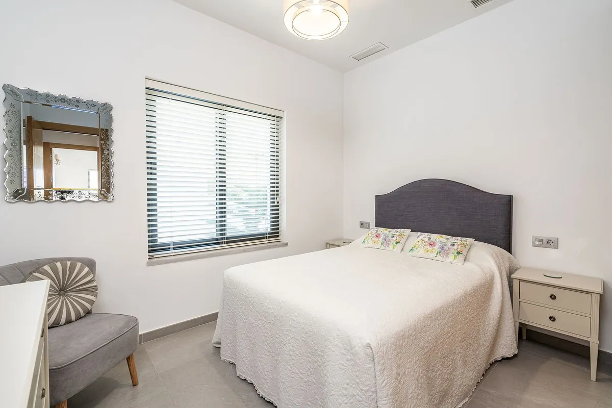 8d32f496-3df0-48a1-ab0b-d4d4e16a3aa2