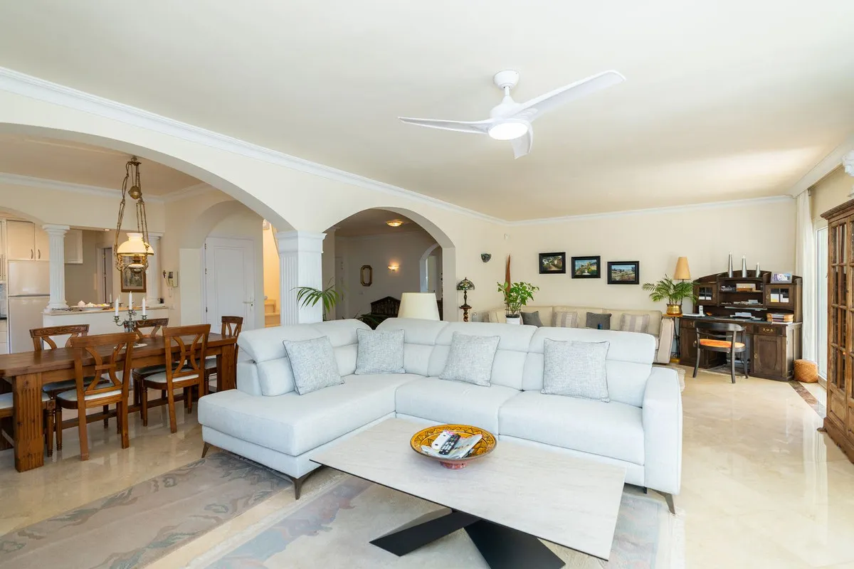 64b3878f-907a-469f-9013-e3bd2a502f05