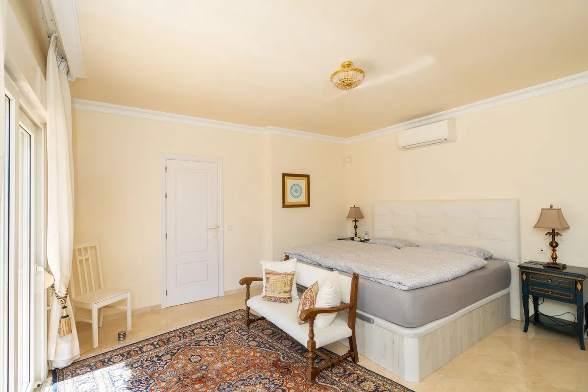 65fd104d-b67c-4b66-a9cb-73b0c0ef38c5