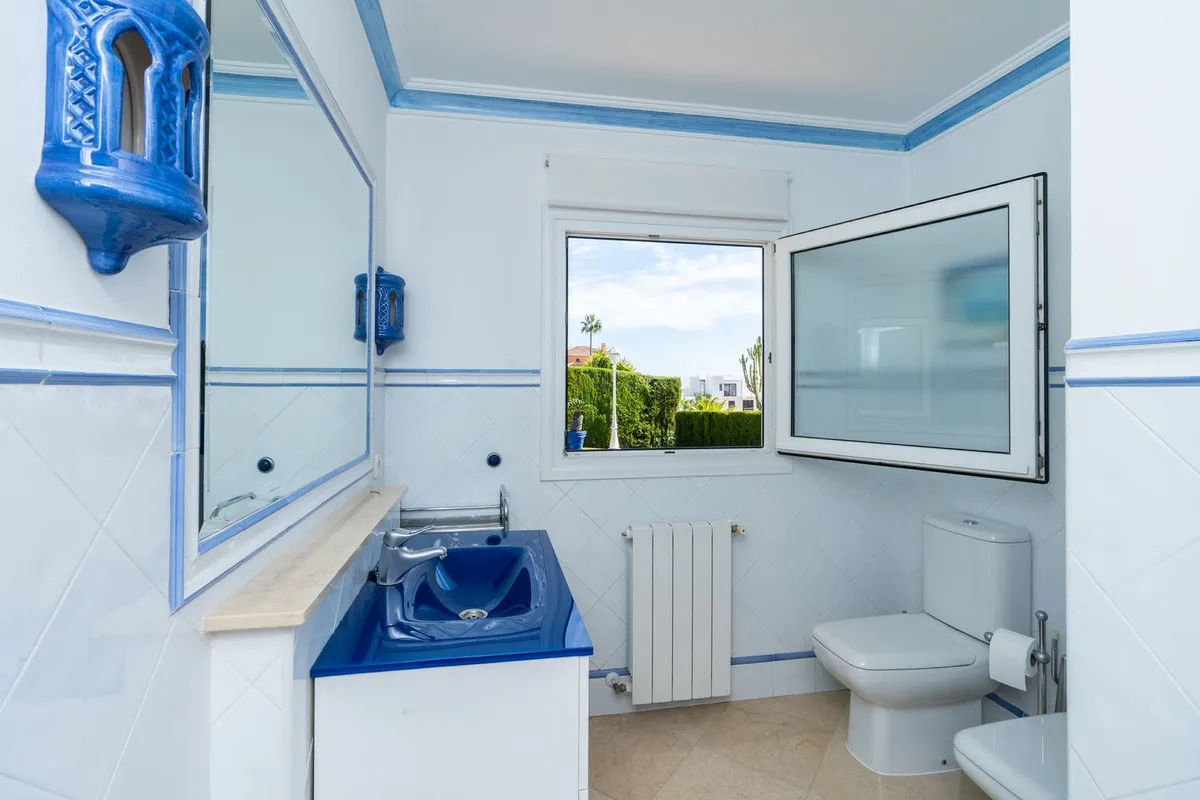 e50178f8-e2ce-4be5-a257-fa5102a714c8