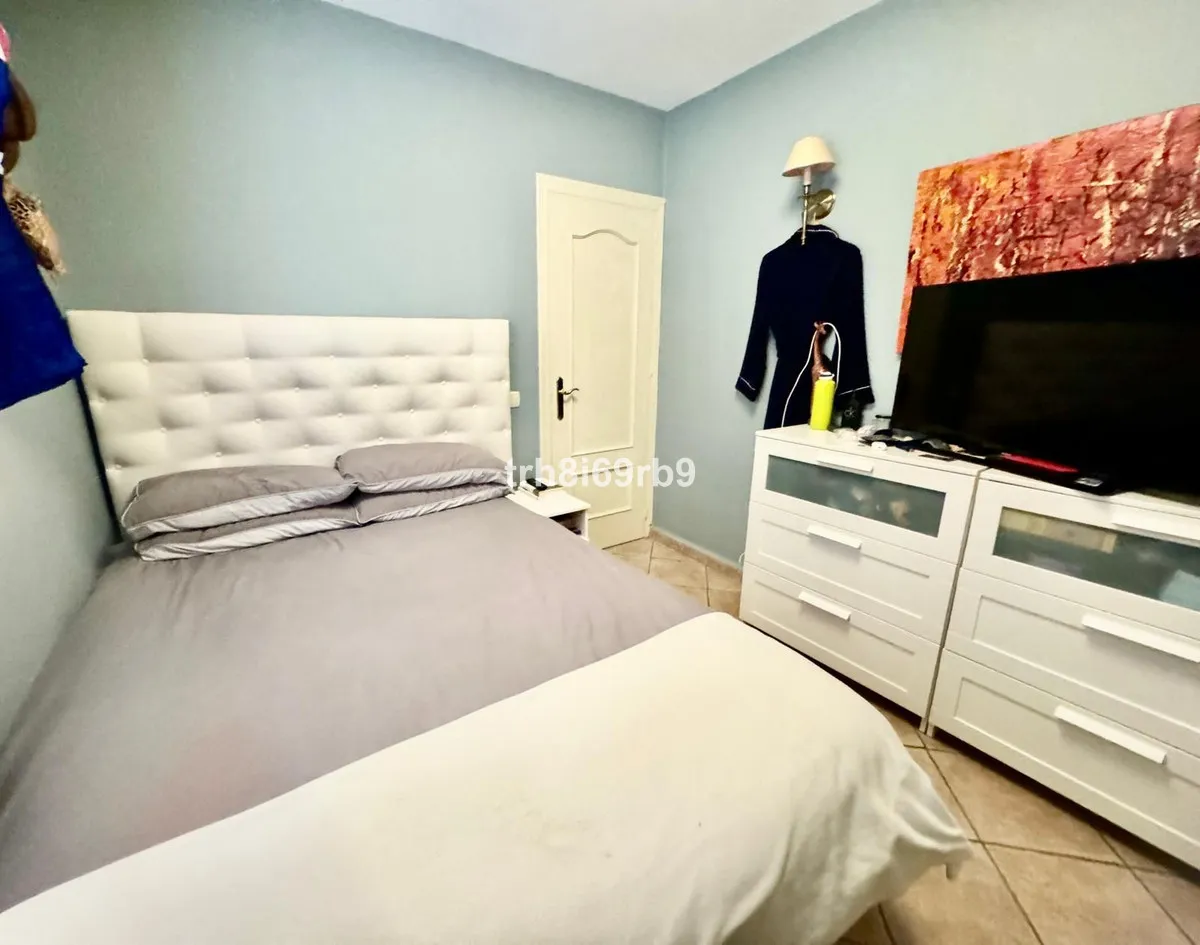 3d074626-9e1e-438a-9efe-0e3486152a3a