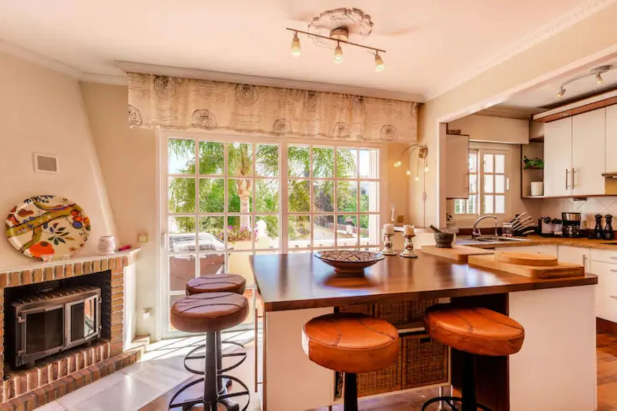 01e65a04-557e-4af7-a928-ad0cbcf277c3