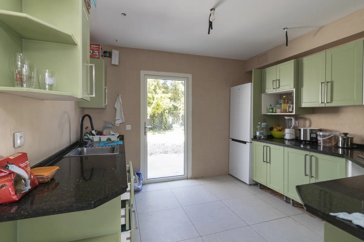 1ff0429a-f4ea-4d14-87af-e1adb36c0095