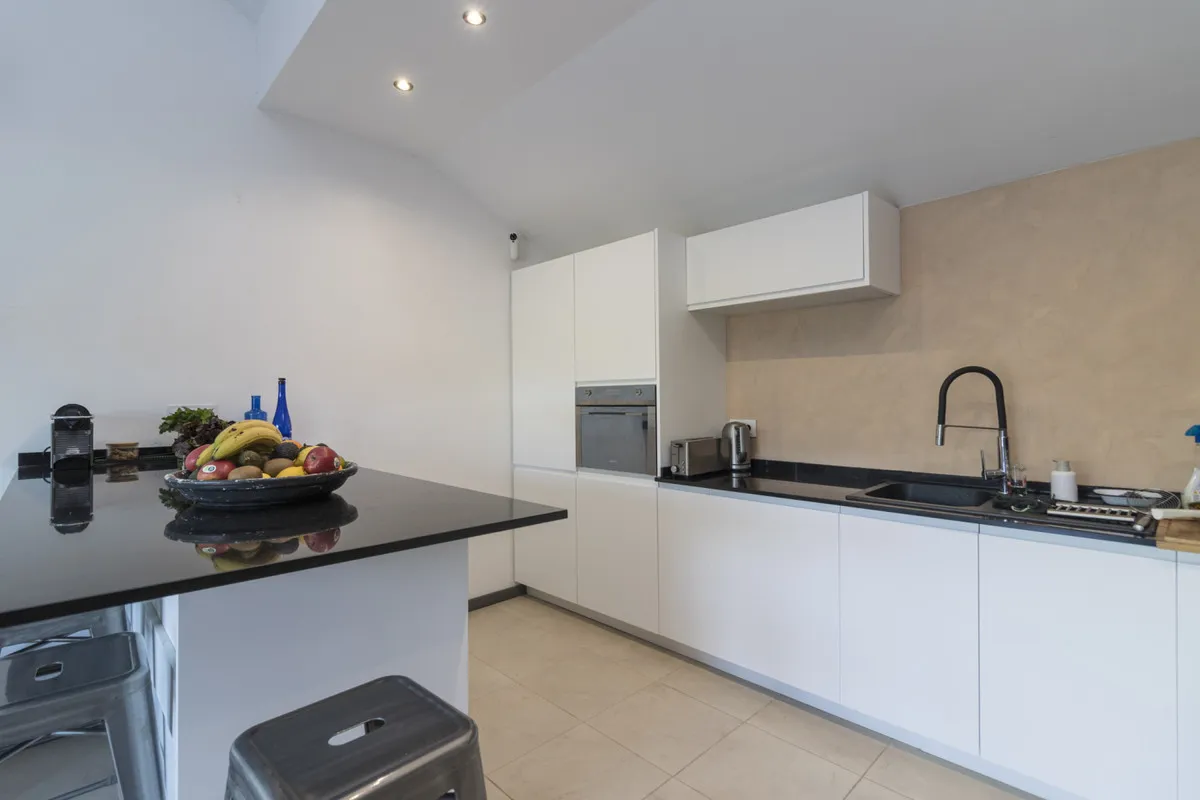 25e80a93-10d1-4227-bcc3-add827ae729e