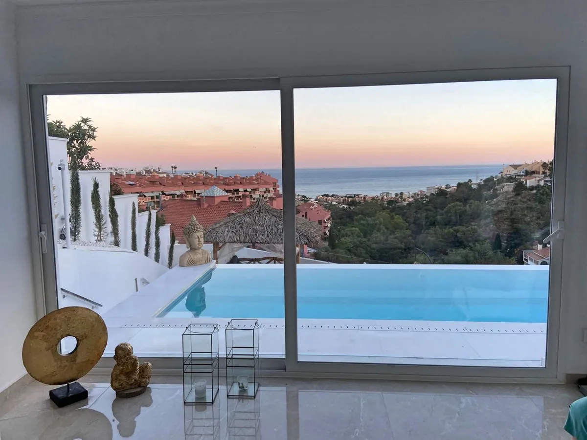 261febc1-7052-4fc0-b2da-74d0f5e7ad81