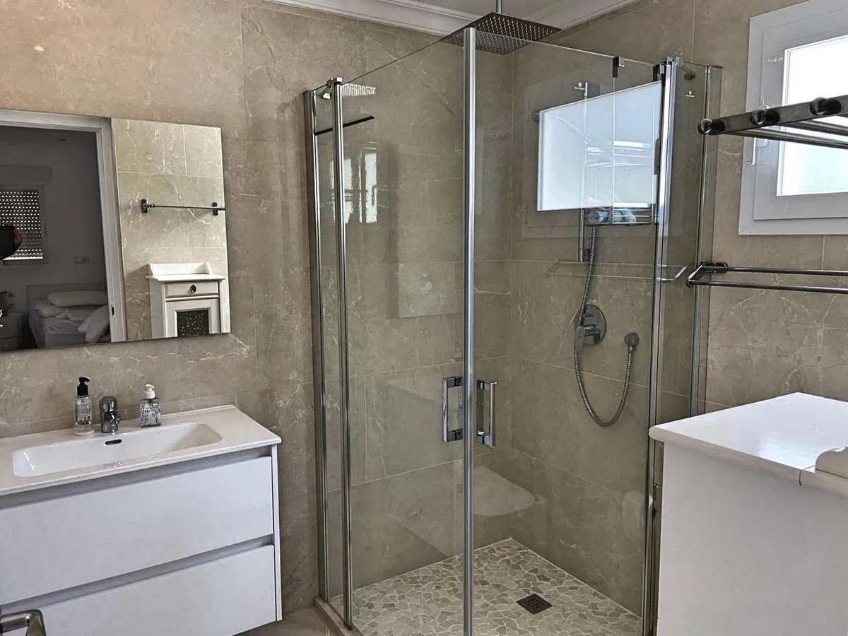 7bd50615-0ca3-4375-95f7-0fd0b2f53f51