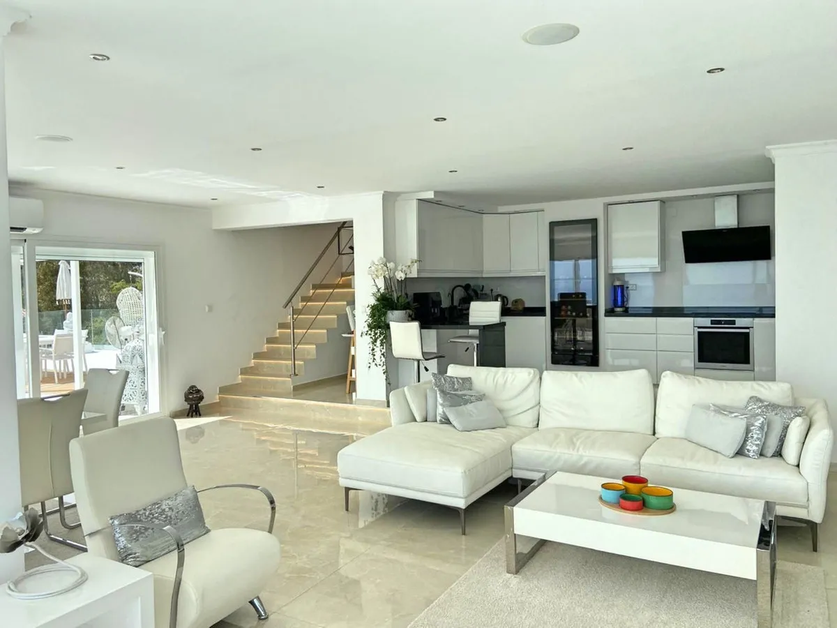 8ddad696-83bd-43be-8ce9-392b6c08a566