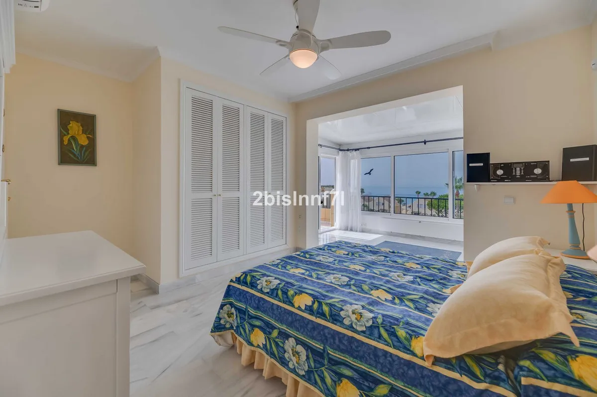 2aa982a4-e02e-407f-94bd-b088861323f8