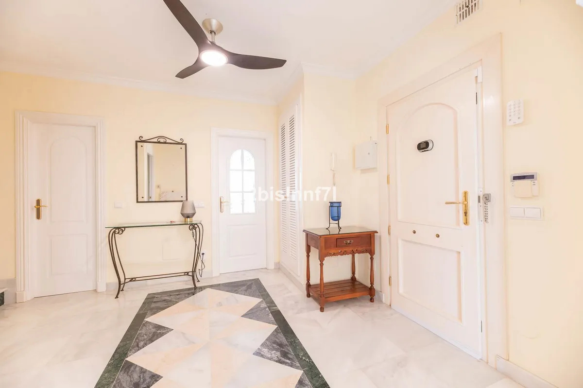 42d26ac4-4227-409d-a73c-424021adfac3