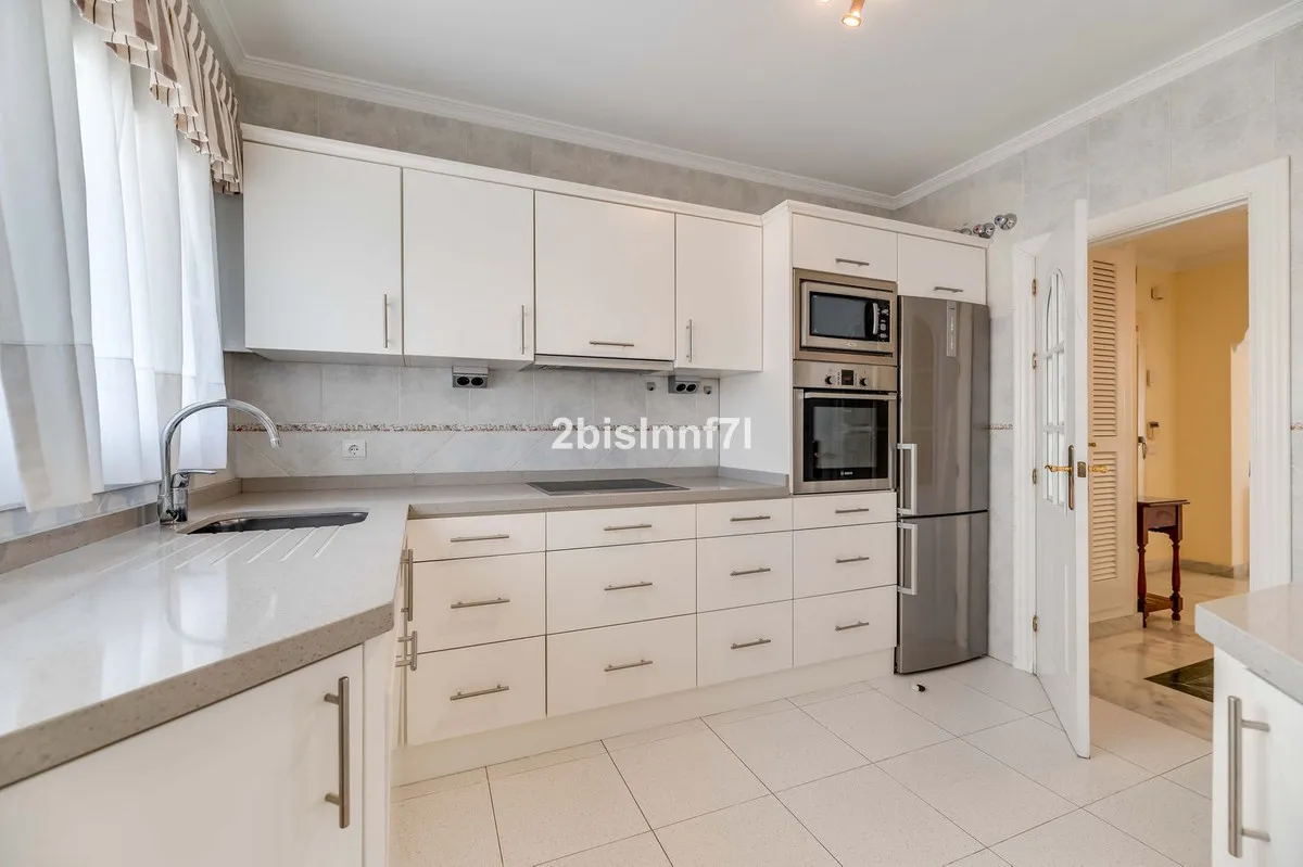 f33722c9-c694-448e-8447-3e36e5fde878