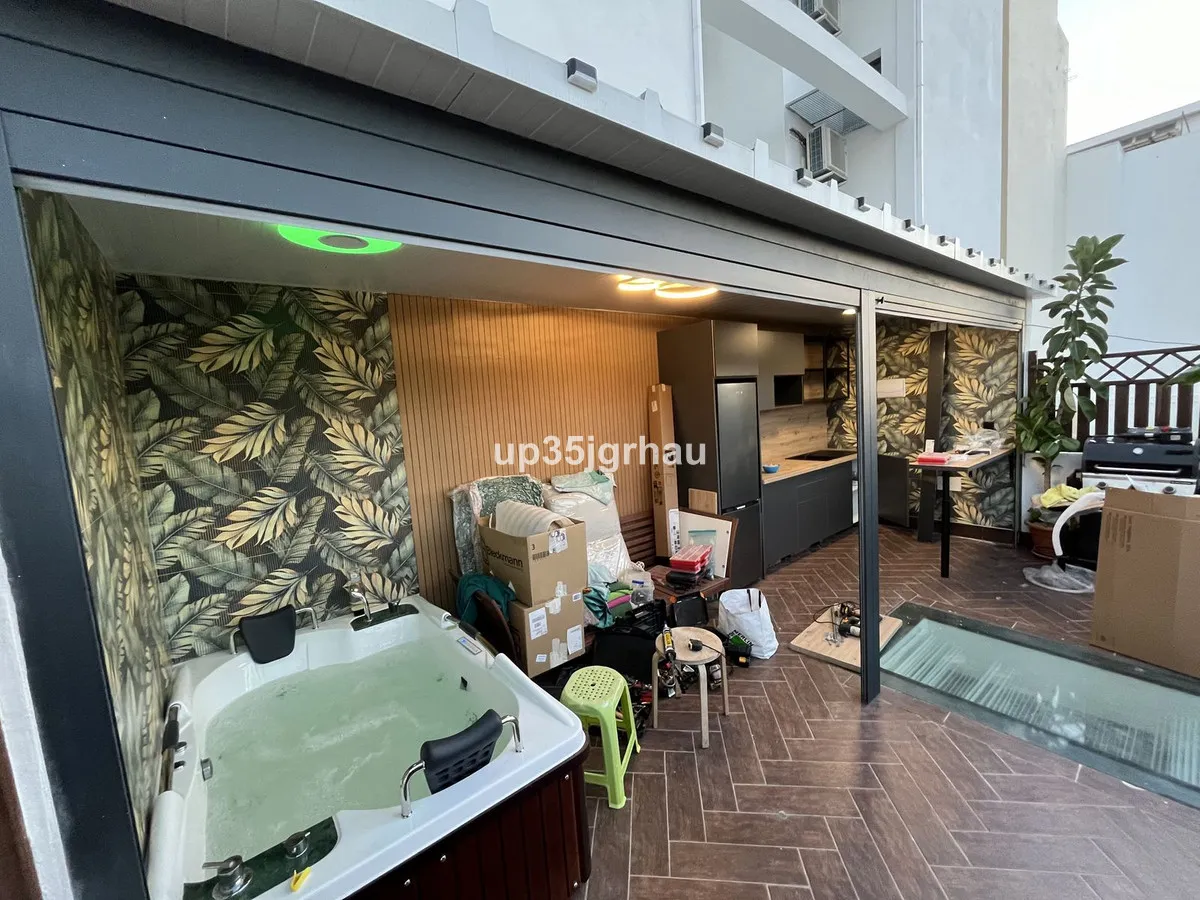 55fd9fdd-95ba-4766-9a2b-bfd9d901eb4c