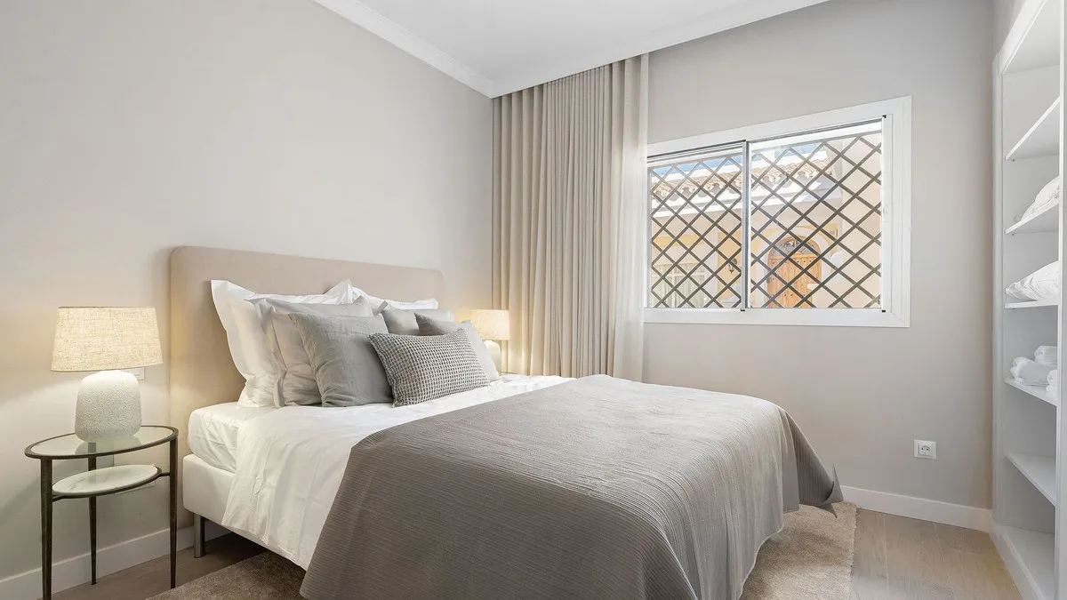 09d3c14b-8c2d-4065-86ca-2bc27fe1d536